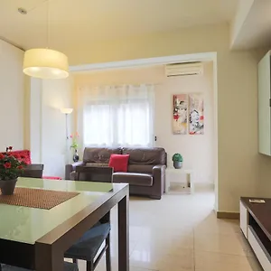 Apartment Aparteasy - Family Sant Antoni, Barcelona